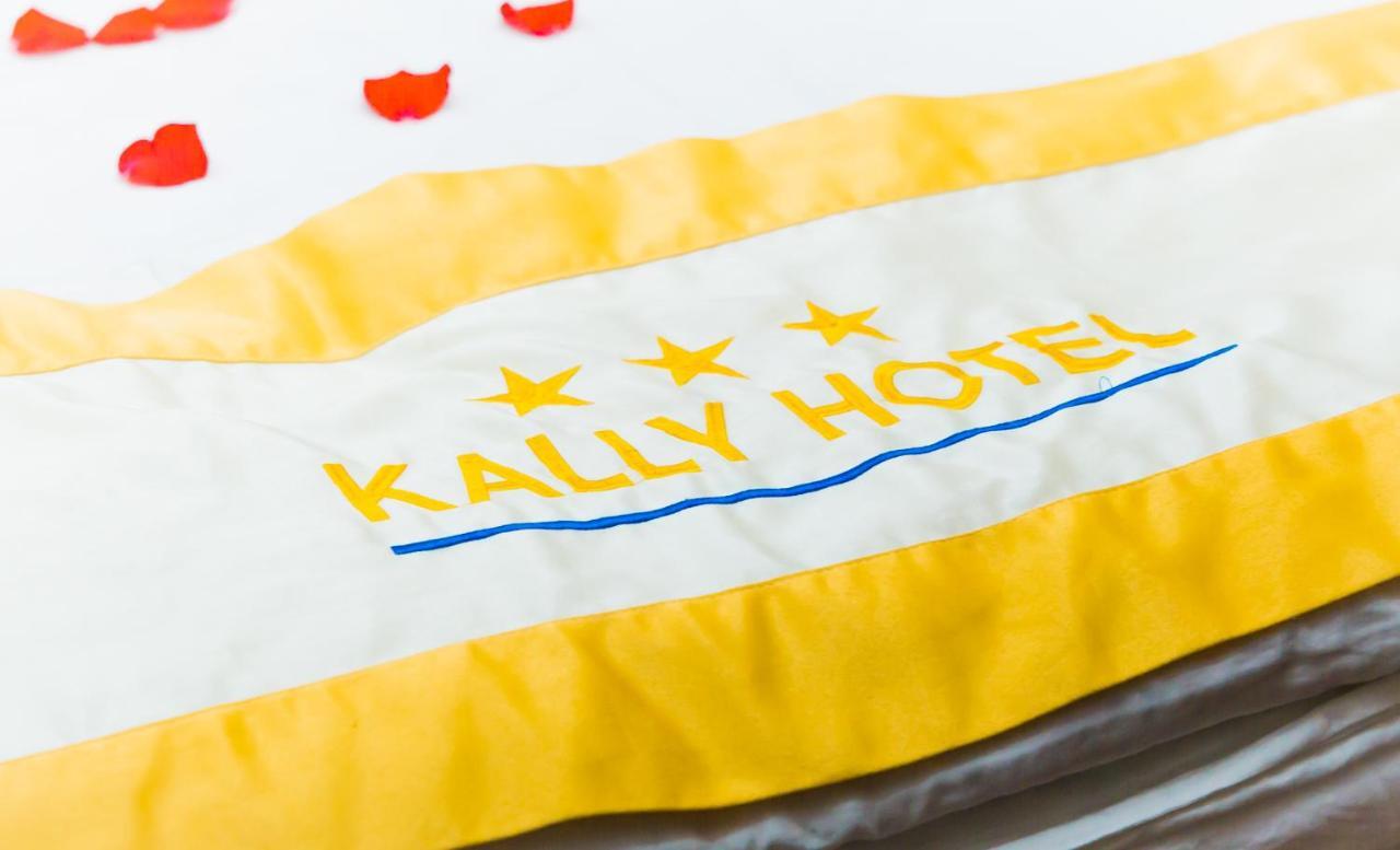 Kally Saigon Khách sạn 2*